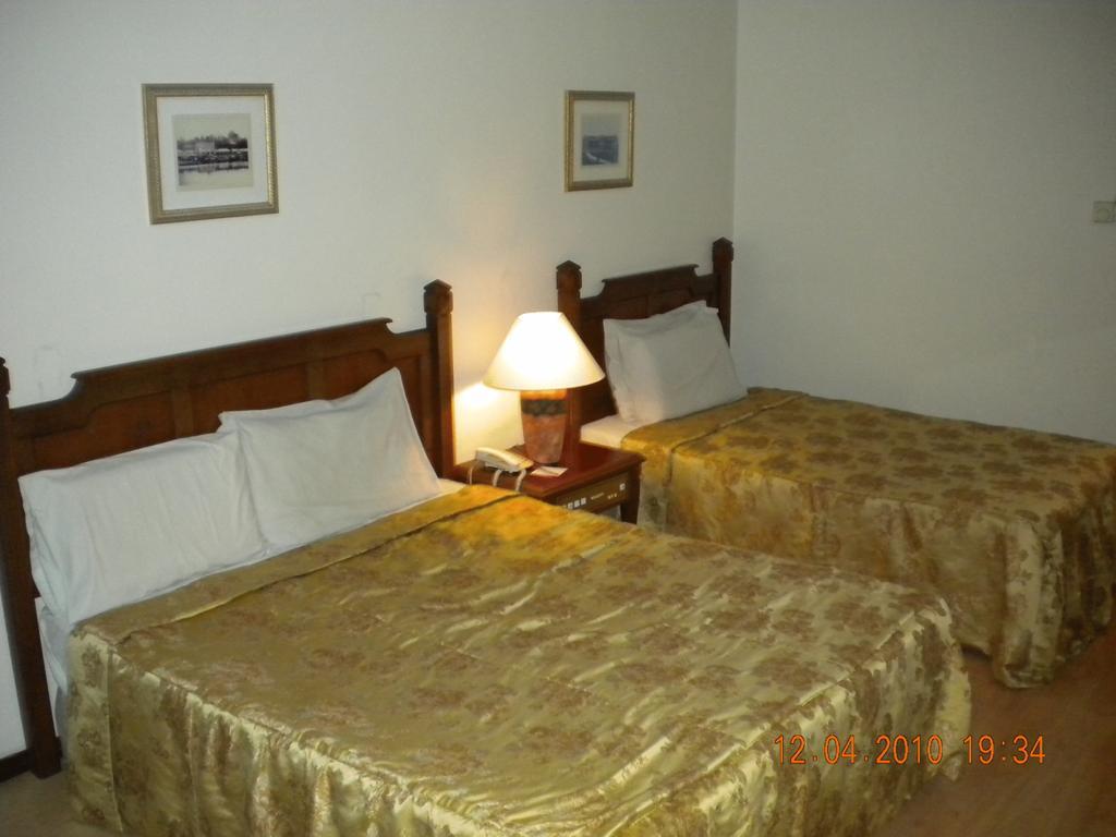 Regal Court Hotel Kuching Ruang foto